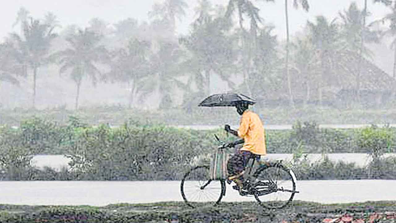 Southwest Monsoon | లక్షద్వీప్‌నకు చేరుకున్న నైరుతి రుతుపవనాలు.. 3,4 తేదీల్లో కేరళకు చేరే అవకాశం
