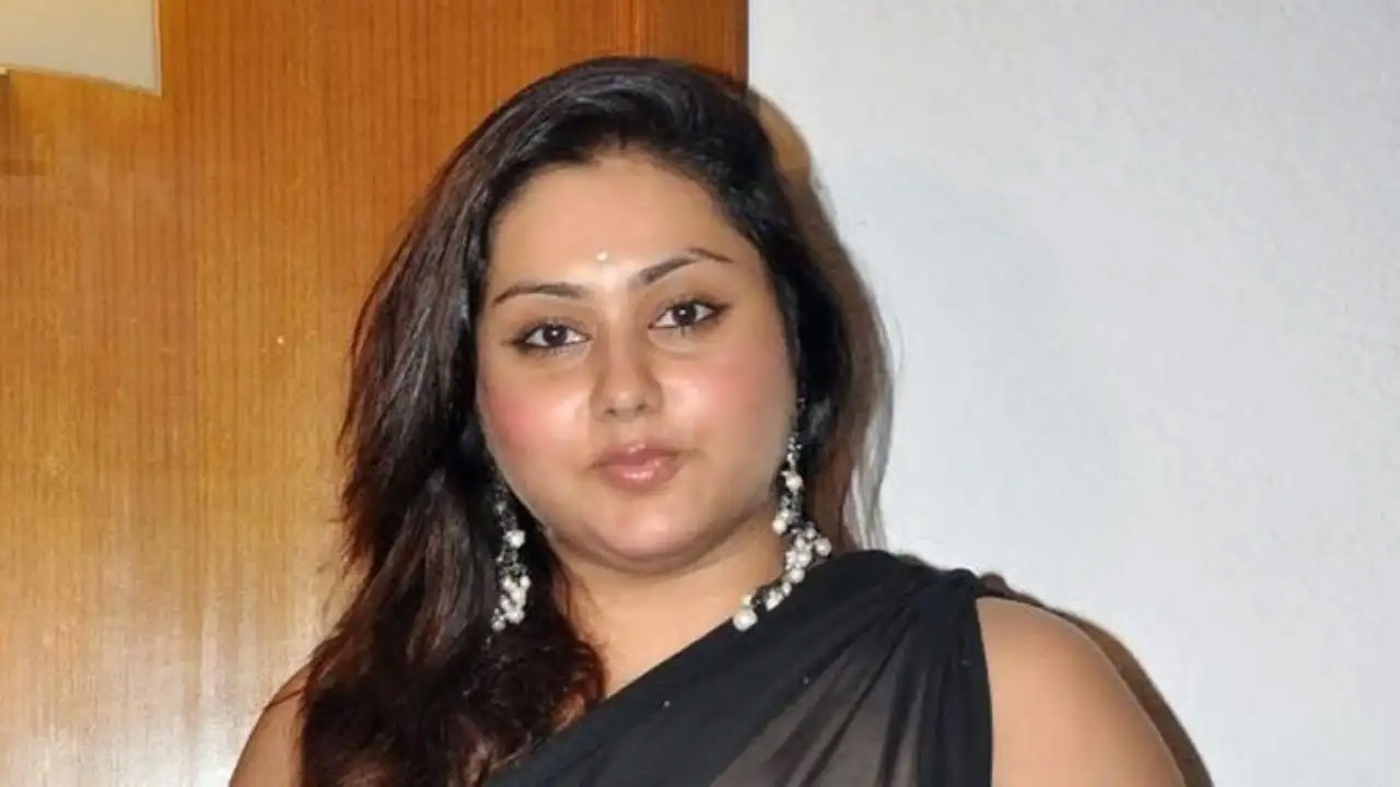 Namitha | ట్రోలింగ్‌తో కన్నీళ్లు పెట్టుకున్న నమిత.. సోషల్ మీడియా కామెంట్లపై ఎమోషనల్ వ్యాఖ్యలు