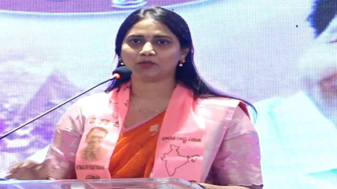 Niveditha Sayanna | కంటోన్మెంట్‌లో బీఆర్ఎస్ జెండా ఎగురడం ఖాయం.. నివేదిత సాయన్న ధీమా