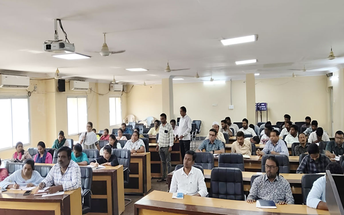 'స్వచ్ఛ సర్వేక్షణ్‌లో మెరుగైన ర్యాంకు సాధనకు సమన్వయంతో పని చేయాలి'