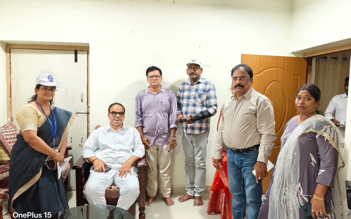 ‘జనాభా గణన, గృహ జాబితా సర్వేకు ప్రజలు సహక‌రించాలి’
