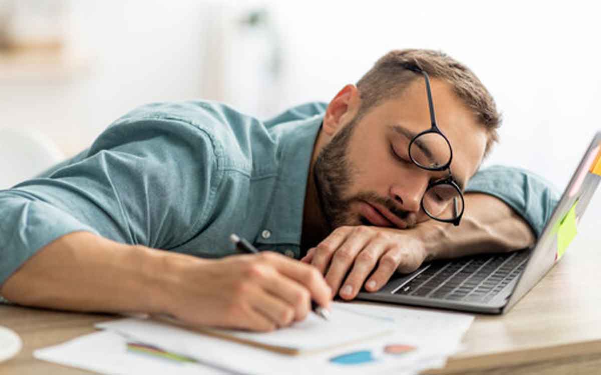 Sleepiness | భోజ‌నం చేసిన త‌రువాత నిద్ర మ‌త్తుగా ఎందుకు అనిపిస్తుంది.. ఏం చేయాలి..?