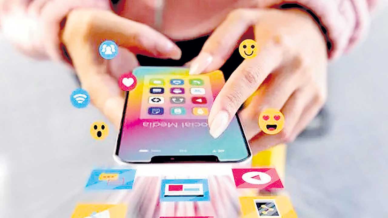 ఇన్‌ఫ్లుయెన్సర్లపై కేసులు