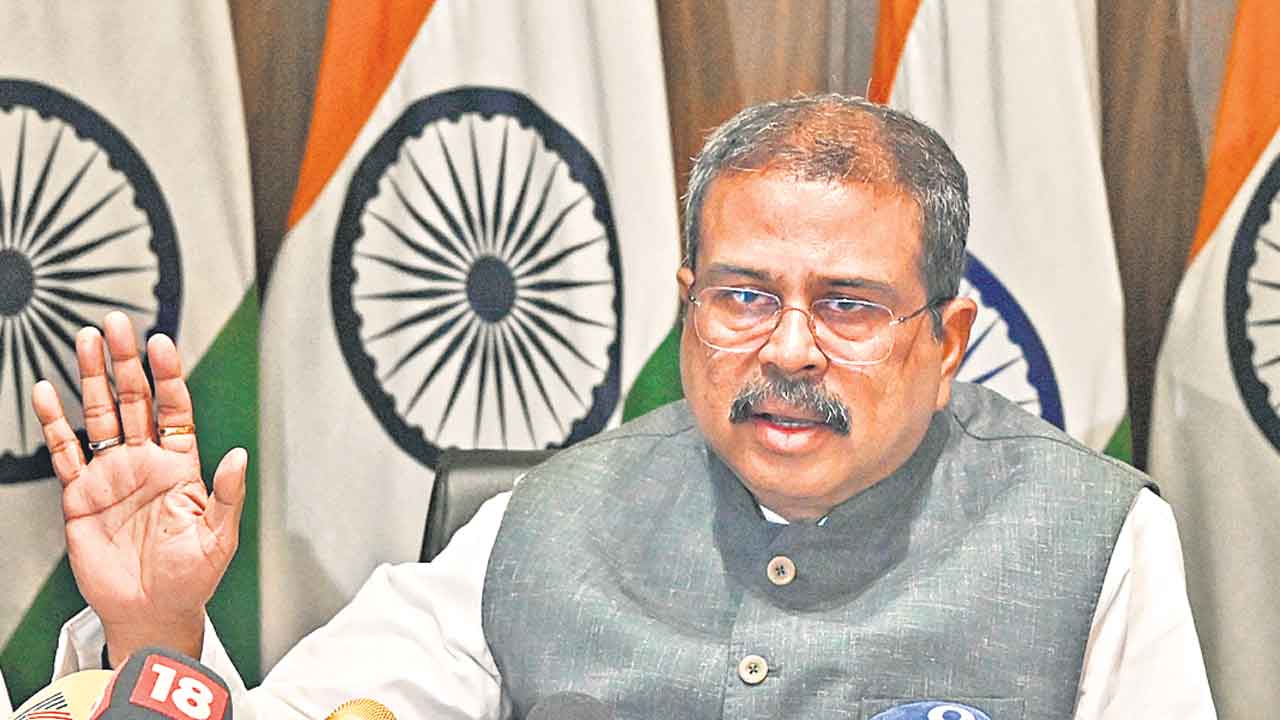 జూన్‌ 21న నీట్‌ రీ-ఎగ్జామ్‌
