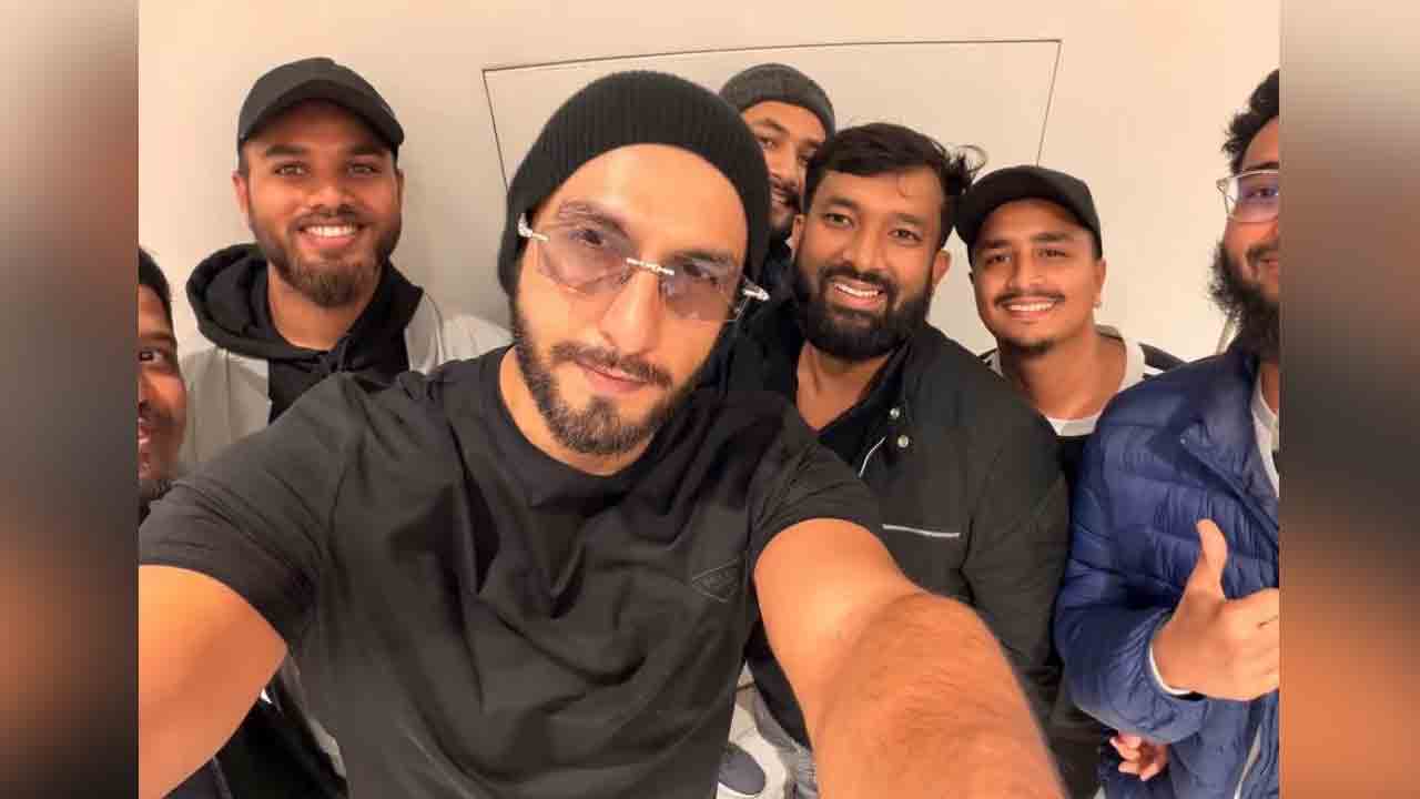 Ranveer Singh | షారుఖ్ ఖాన్ ‘కింగ్’ సెట్స్‌లో రణ్‌వీర్ సింగ్ సందడి.. వైరల్ అవుతున్న ఫొటోలు