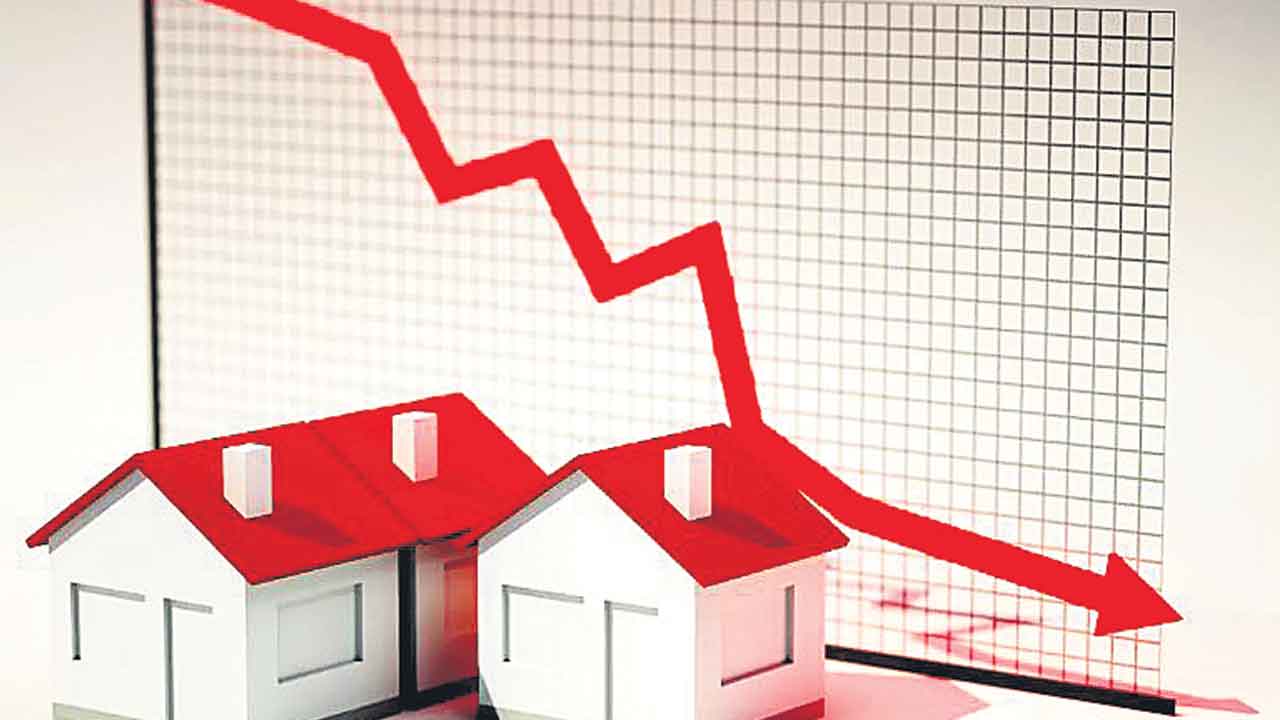 రియల్‌ఎస్టేట్‌ ఢమాల్‌!