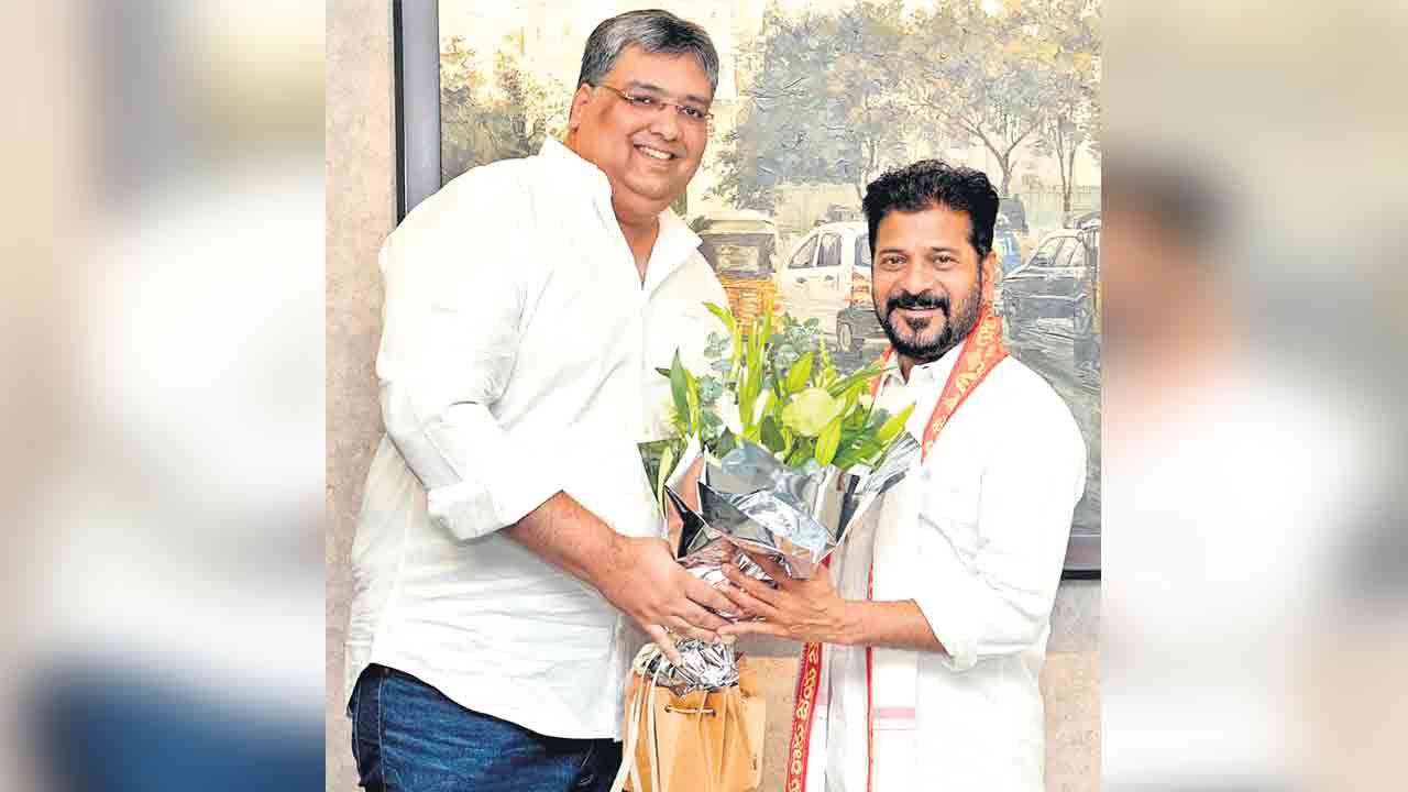 రాష్ట్రంలో ఉద్యాన పంటలను విస్తరించాలి.. ఉద్యాన వర్సిటీ వీసీ రాజిరెడ్డి, ఐసీఏఆర్‌ పాలకమండలి సభ్యుడు వీరభద్రం