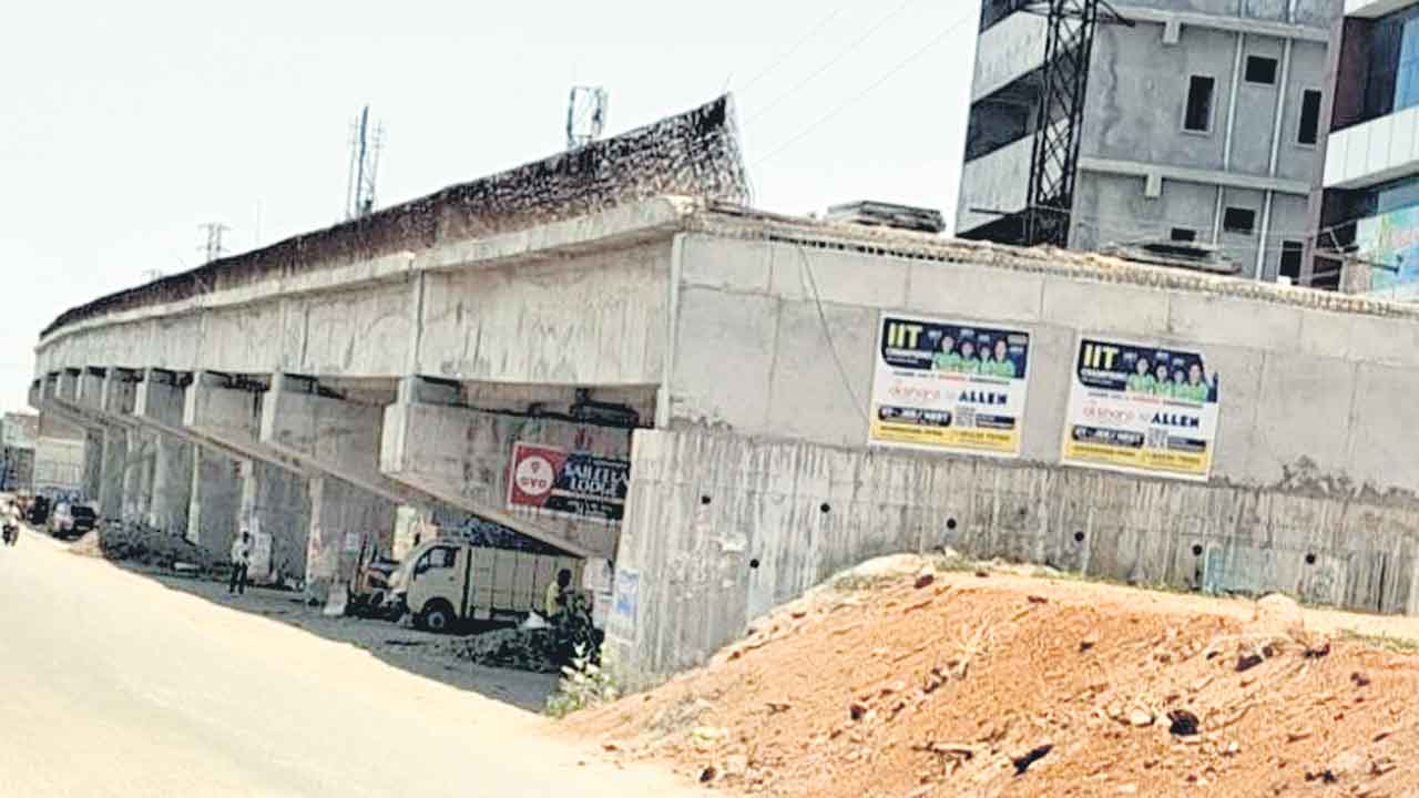 ఆర్‌వోబీ పూర్తయ్యేదెన్నడో?