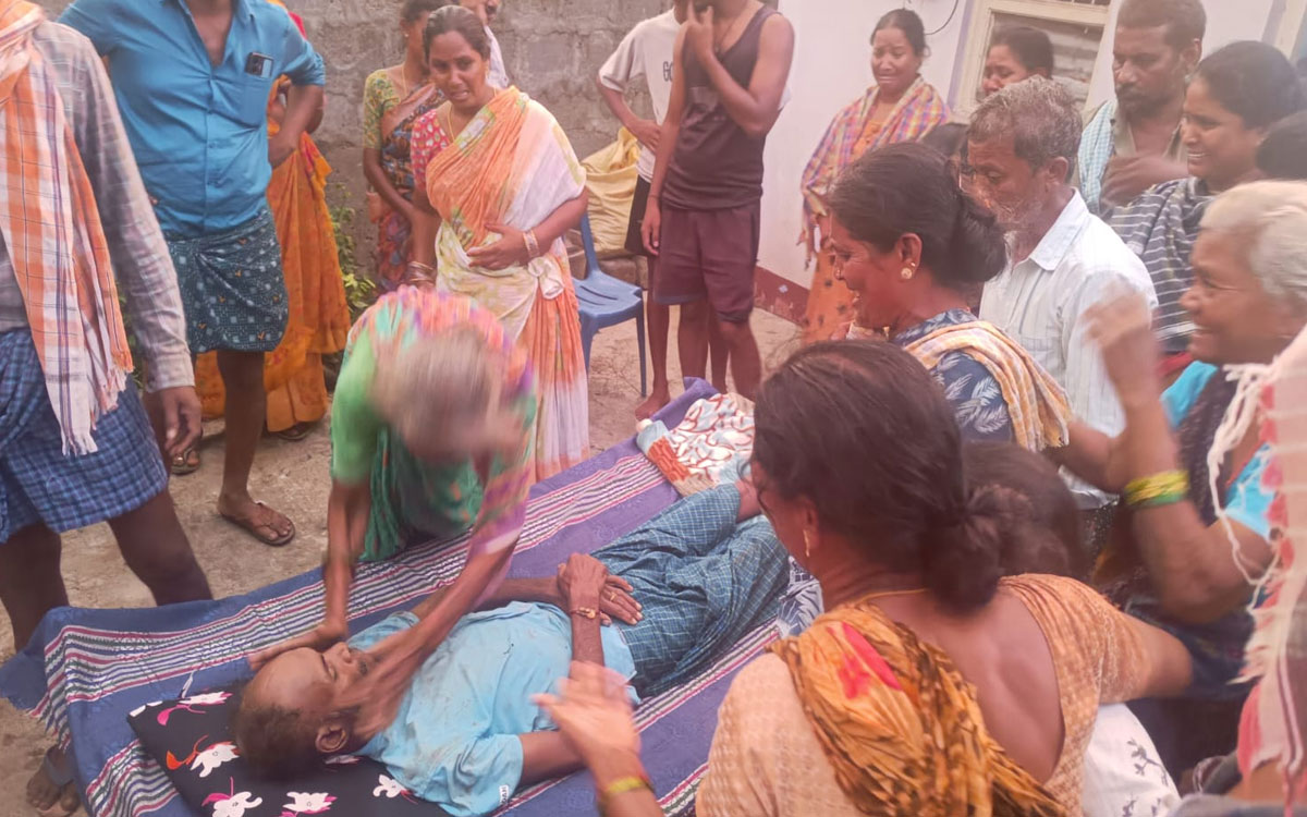 ఇర‌వెండిలో పిడుగుపాటుకు వ్యక్తి మృతి