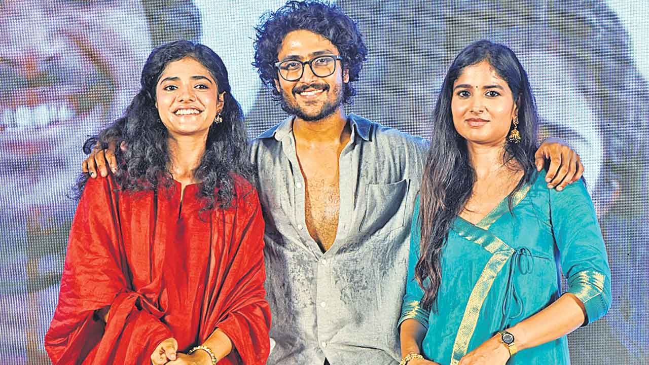 ఆద్యంతం సంగీతభరితంగా సింగ్‌ గీతం