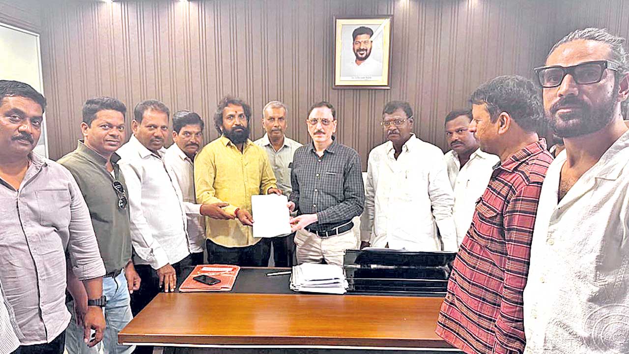 టెండర్లలో పారదర్శకత పాటించడం లేదు
