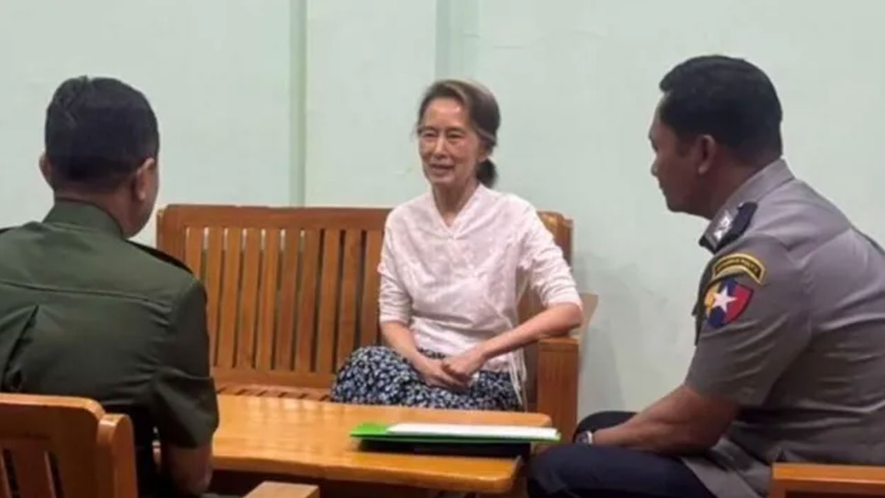 Aung San Suu Kyi: జైలు నుంచి గృహ‌ నిర్భంధంలోకి ఆంగ్ సాన్ సూకీ