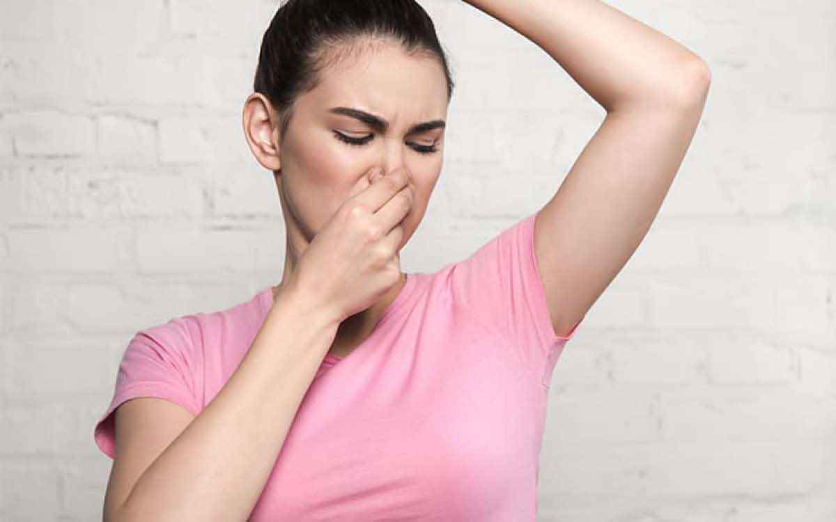 Sweat Smell | చెమ‌ట విప‌రీత‌మైన దుర్వాస‌న వ‌స్తుందా.. అయితే అందుకు కార‌ణాలు ఇవే..