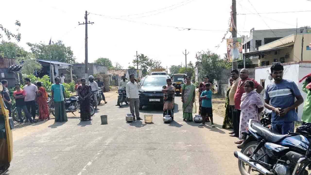 Tandur | తాగు నీటి కోసం తాండూర్‌లో రోడ్డెక్కిన మహిళలు