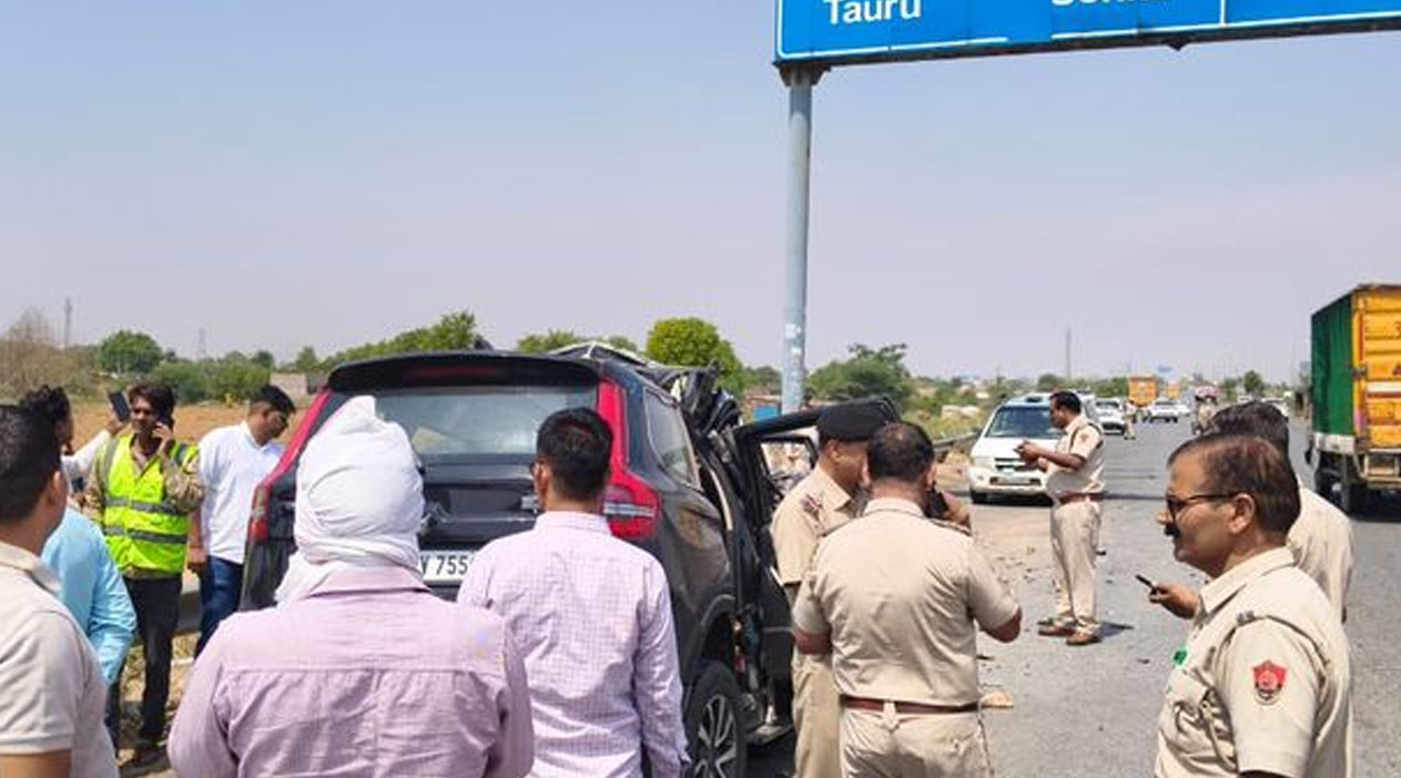 KMP Expressway: ఎక్స్‌ప్రెస్‌వేపై అదుపు త‌ప్పిన స్కార్పియో.. అయిదుగురు పోలీసులు మృతి