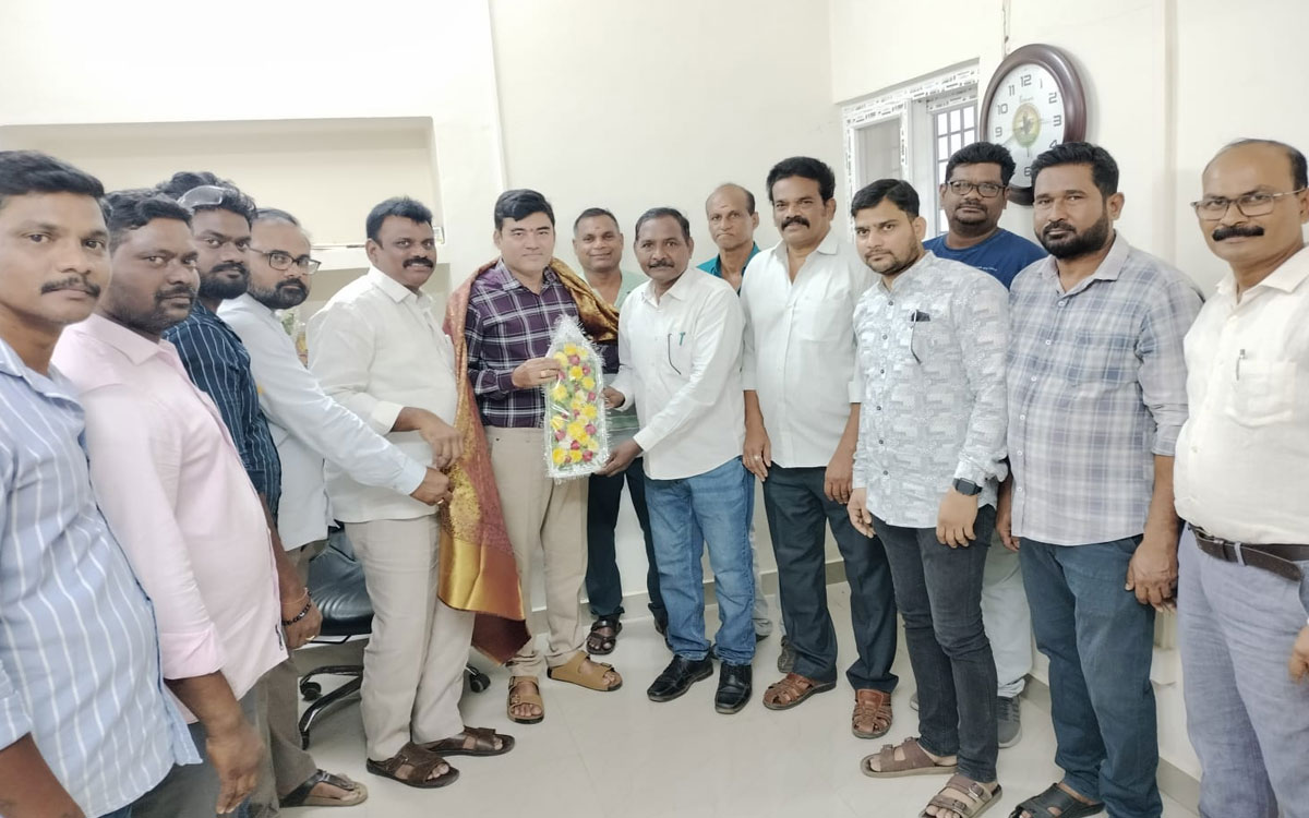 ‘పారదర్శక పాలనతో ముందుకెళ్లాలి’