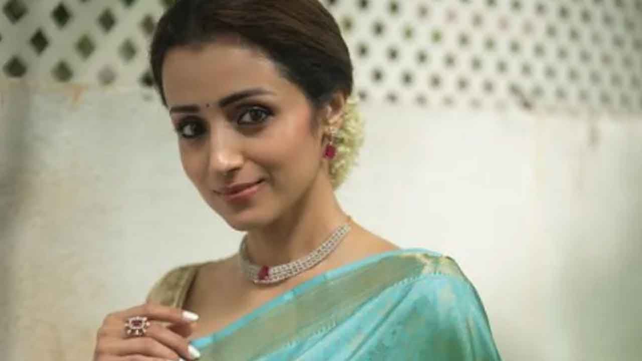 Trisha Krishnan: ప్రేమ గురించి భావోద్వేగాన్ని వ్య‌క్తం చేసిన న‌టి త్రిష‌