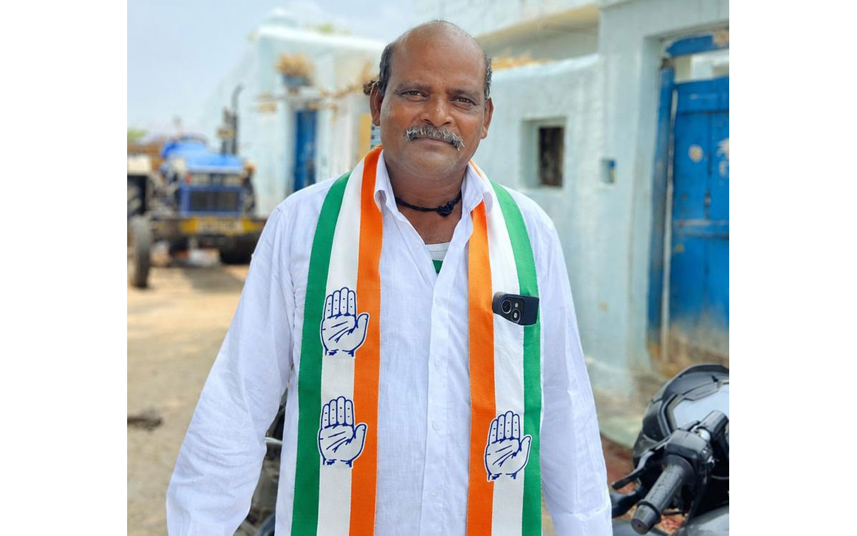 మనుమడిని కాపాడ‌బోయి తాత మృతి