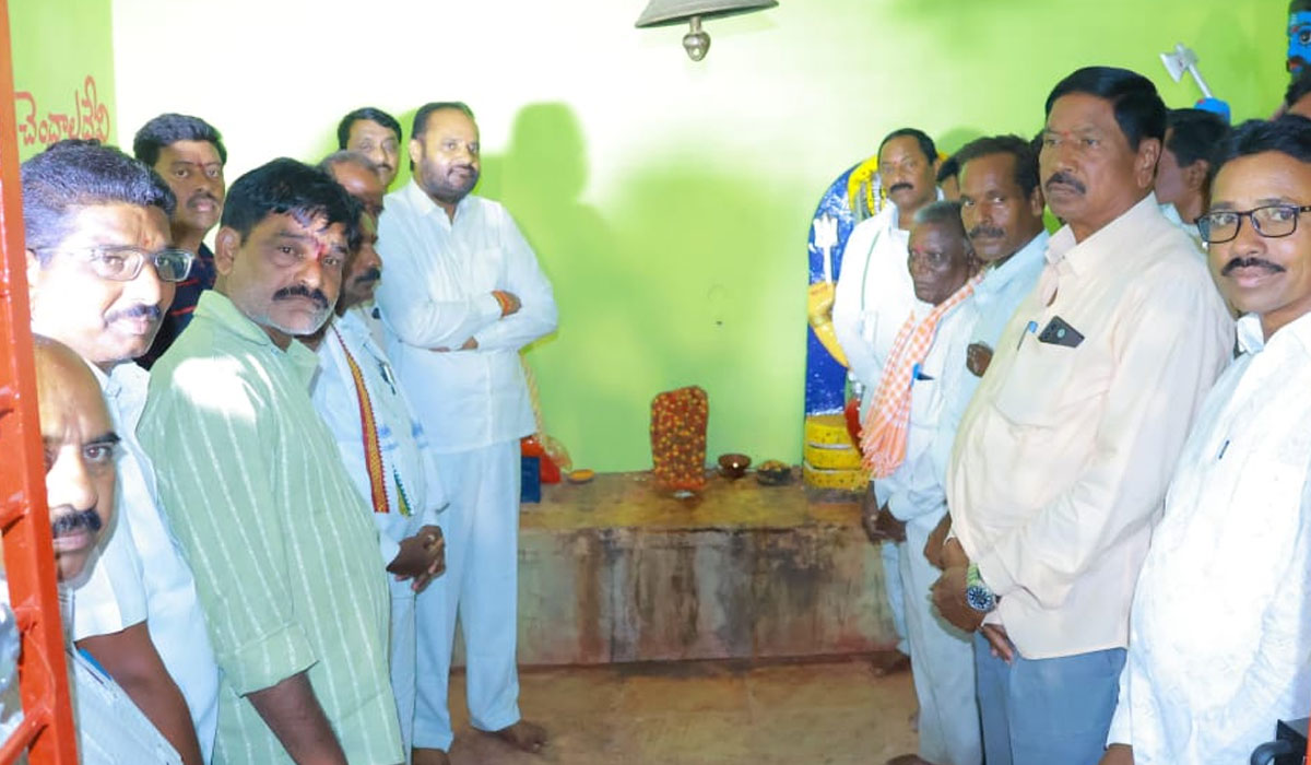 MLA Ch Vijayaramana Rao | ఎల్లమ్మ తల్లి ఆశీస్సులతో ప్రజలంతా సుభిక్షంగా ఉండాలి.. పెద్దపల్లి ఎమ్మెల్యే సీహెచ్‌ విజయరమణారావు