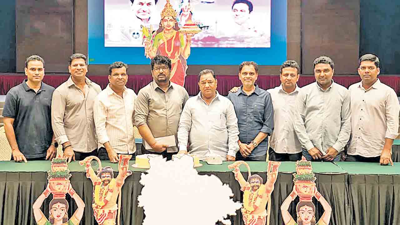 పోరాటాల ఫలితమే తెలంగాణ.. మాజీ ఎమ్మెల్యే గాదరి కిశోర్‌కుమార్‌