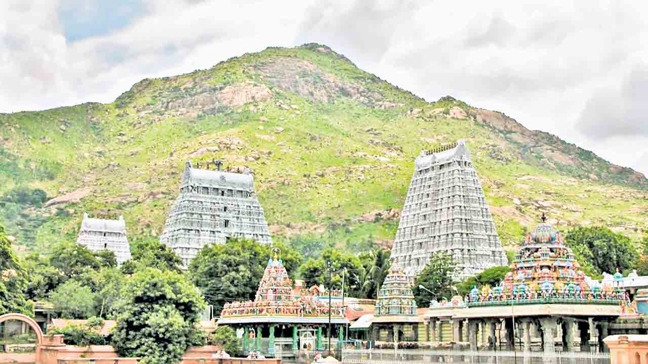 గిరి ప్రదక్షిణలో గ్యాంగ్‌ రేప్‌.. అరుణాచలంలో అమానుషం