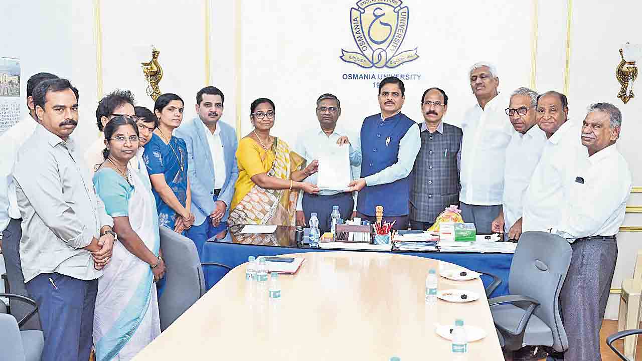 ఓయూ ఇంజినీరింగ్‌ కాలేజీకి 92లక్షల విరాళం