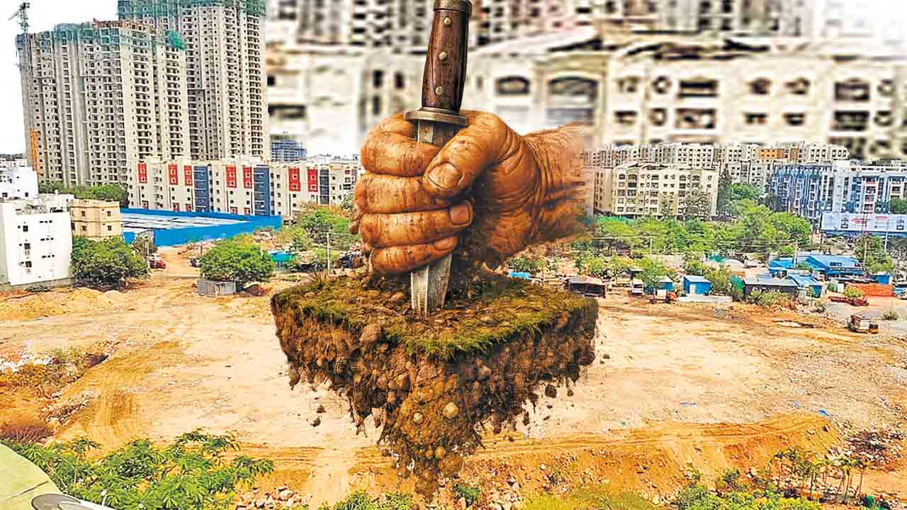 సర్కార్ స్థలంపై కబంధ హస్తం