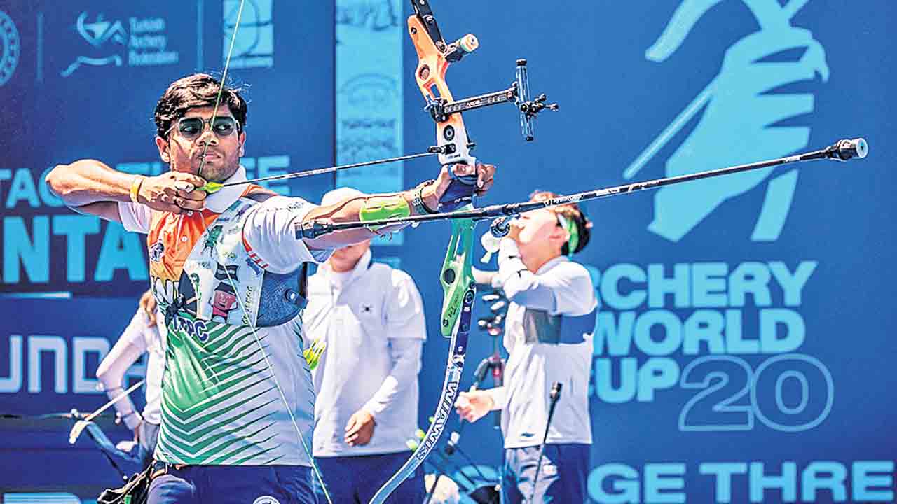 ధీరజ్‌ ‘గోల్డెన్‌ డబుల్‌’.. ఆర్చరీ వరల్డ్‌ కప్‌లో రెండు స్వర్ణాలు