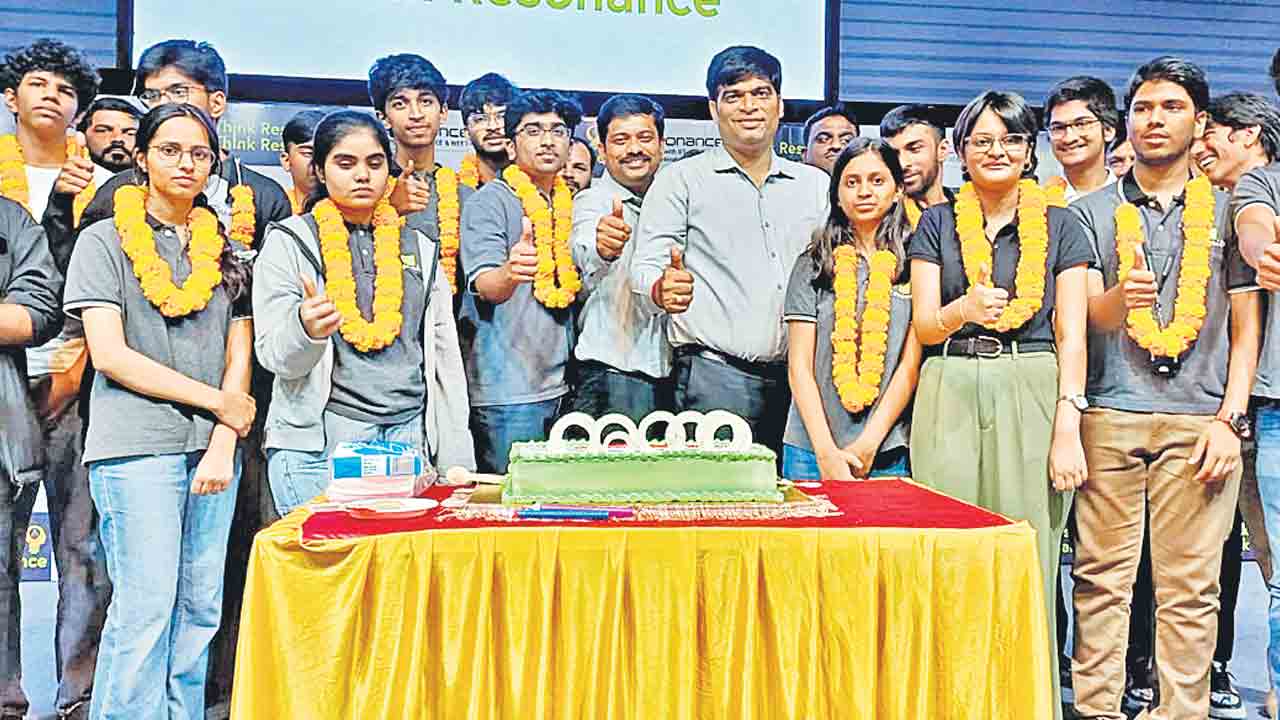 రెసోనెన్స్‌ విజయ కేతనం