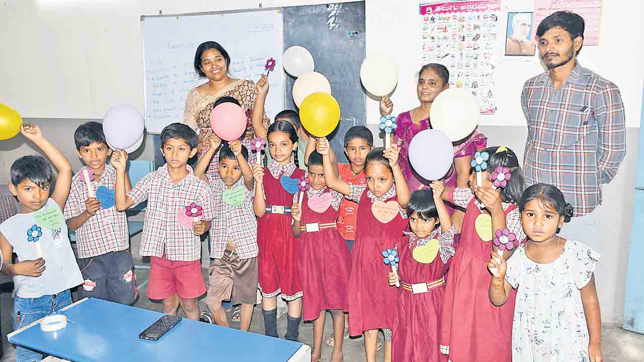 తొలిరోజు హాజరు 20%లోపే.. సెలవుల అనంతరం బడుల రీ ఓపెన్‌