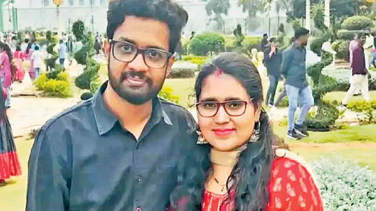 ఐఏఎఫ్‌ అధికారి భార్యపై రేప్‌.. బలవంతంగా మత మార్పిడి