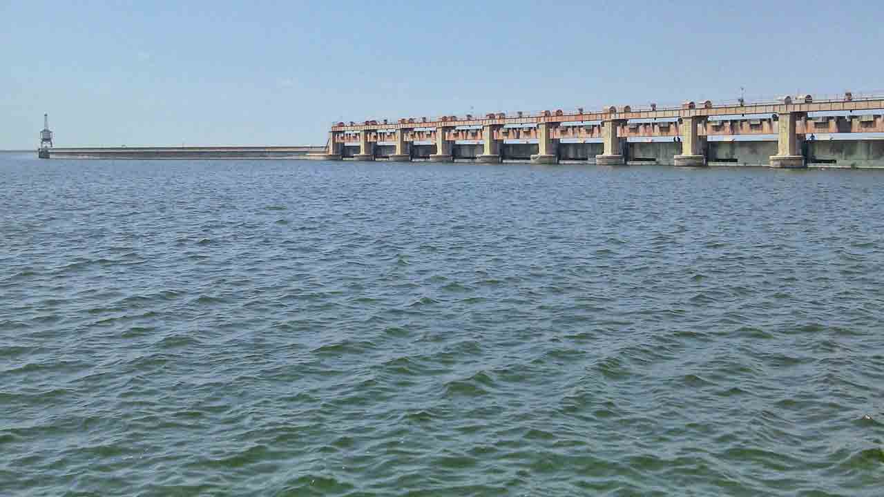 వానకాలం పంటలు గట్టెక్కేనా.. నిజాంసాగర్‌ ప్రాజెక్ట్‌లో ప్రస్తుతం ఉన్నది 6.8 టీఎంసీలే