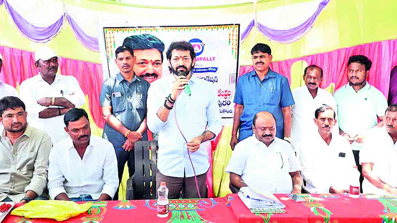 మహిళలకు ఆసరాగా పోచంపల్లి ఫౌండేషన్‌.. ఉపాధి కోసం నిరంతరం కృషి