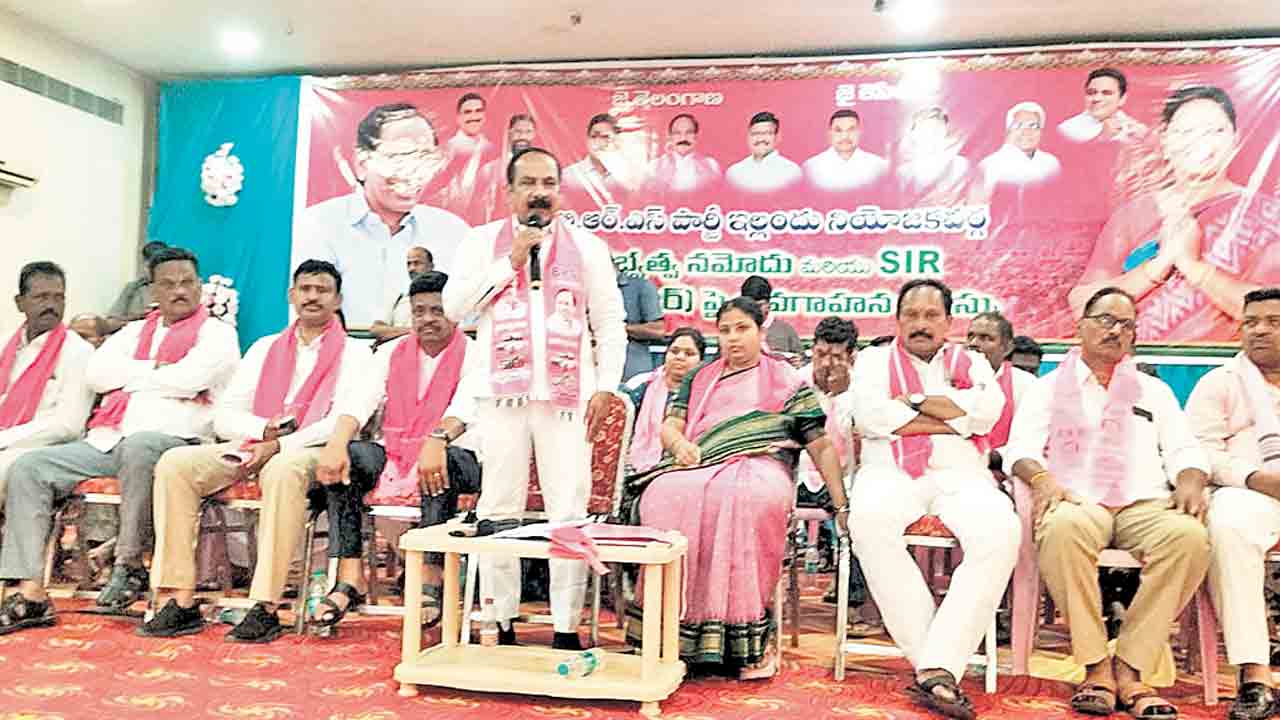 కేసీఆర్‌ పథకాలను నీరుగారుస్తున్న కాంగ్రెస్‌.. ఉమ్మడి ఖమ్మం జిల్లాలో మంత్రులు చేసింది శూన్యం