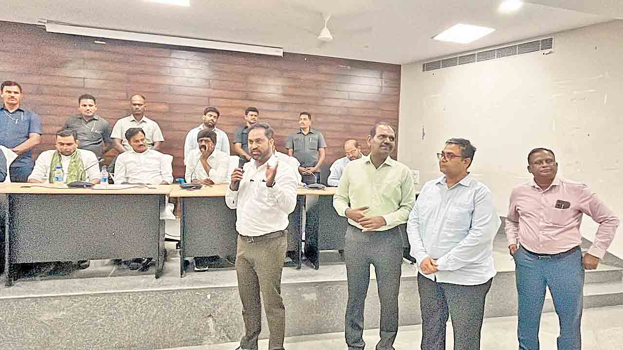 రామన్నపేట అదానీ సిమెంట్‌ ఫ్యాక్టరీ ఔట్‌.. ప్రజాసమస్యను అక్షరబద్ధం చేసిన నమస్తే తెలంగాణ