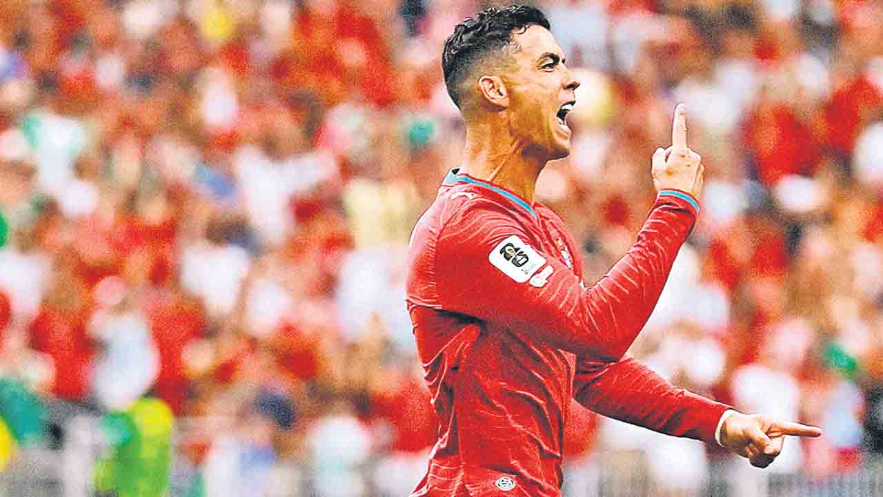 రొనాల్డో సిక్సర్‌ 5-0తో.. ఉజ్బెకిస్థాన్‌పై పోర్చుగల్‌ గెలుపు