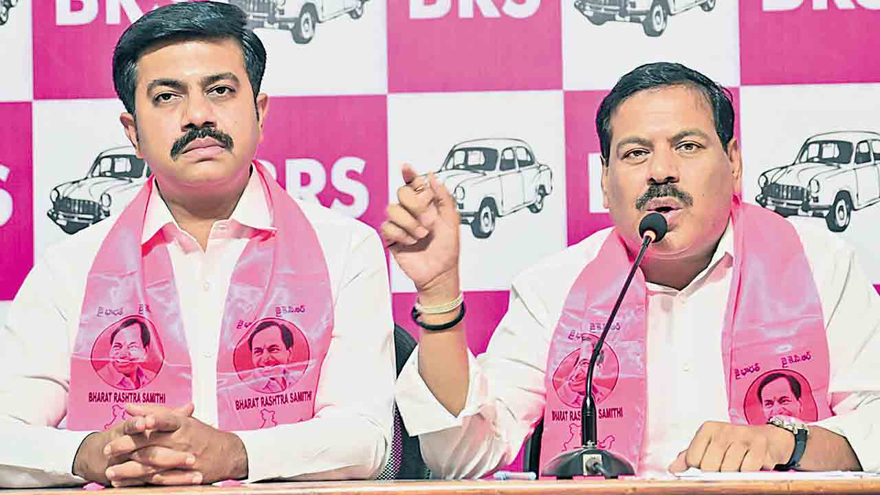 రుణమాఫీపై చర్చకు సిద్ధమా.. చేతగాకే హరీశ్‌రావుపై అడ్డగోలు విమర్శలు