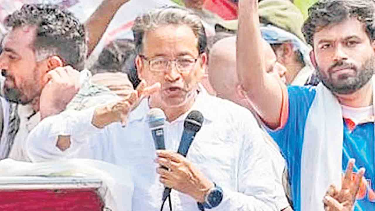ప్రధాన్‌ బర్తరఫ్‌ కోరుతూ 28న ఆమరణ దీక్ష.. వాంగ్‌చుక్‌ ప్రకటన