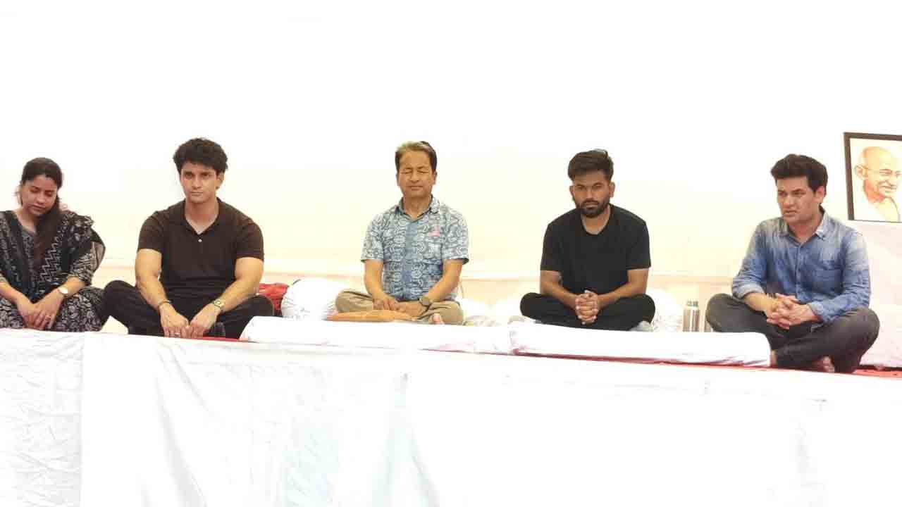 జంతర్‌మంతర్‌లో వాంగ్‌చుక్‌ నిరాహార దీక్ష