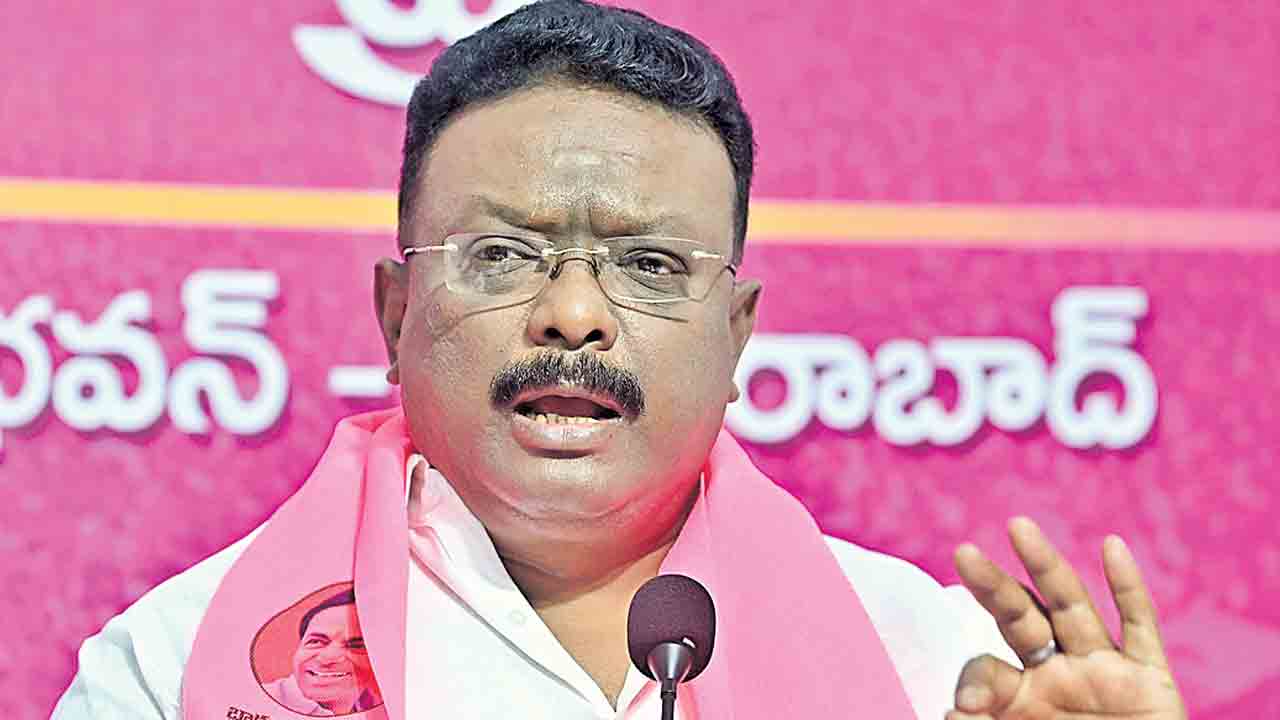 పొంగులేటి వ్యాఖ్యలు సంసారహీనం