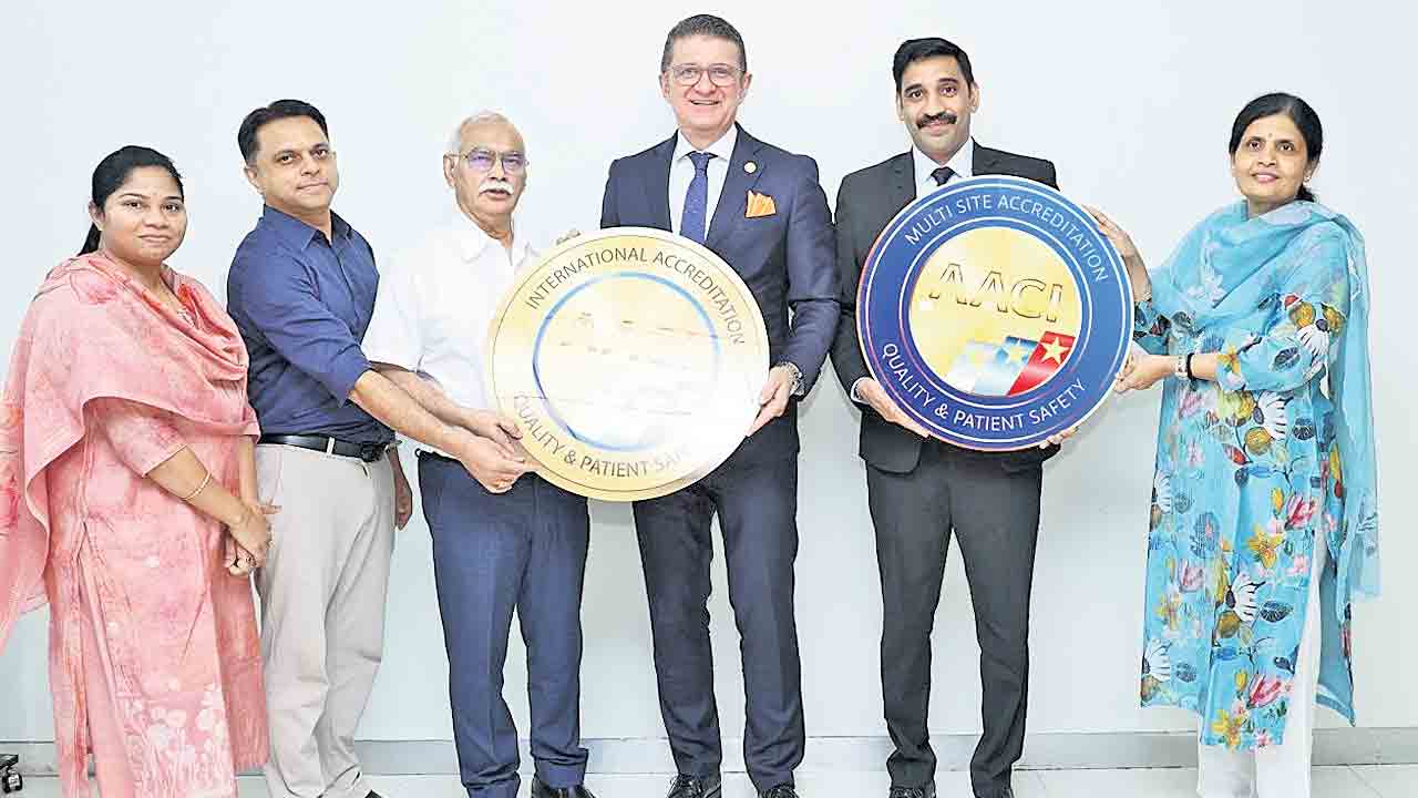 కిమ్స్‌ హాస్పిటల్‌కు అరుదైన గౌరవం.. ఏఏసీఐ మల్టీ-సైట్‌ అక్రెడిటేషన్‌ పొందిన సంస్థ