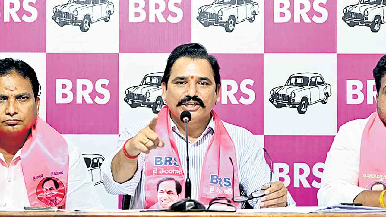 ఉద్యోగాల భర్తీలో సీఎంవి పచ్చి అబద్ధాలు