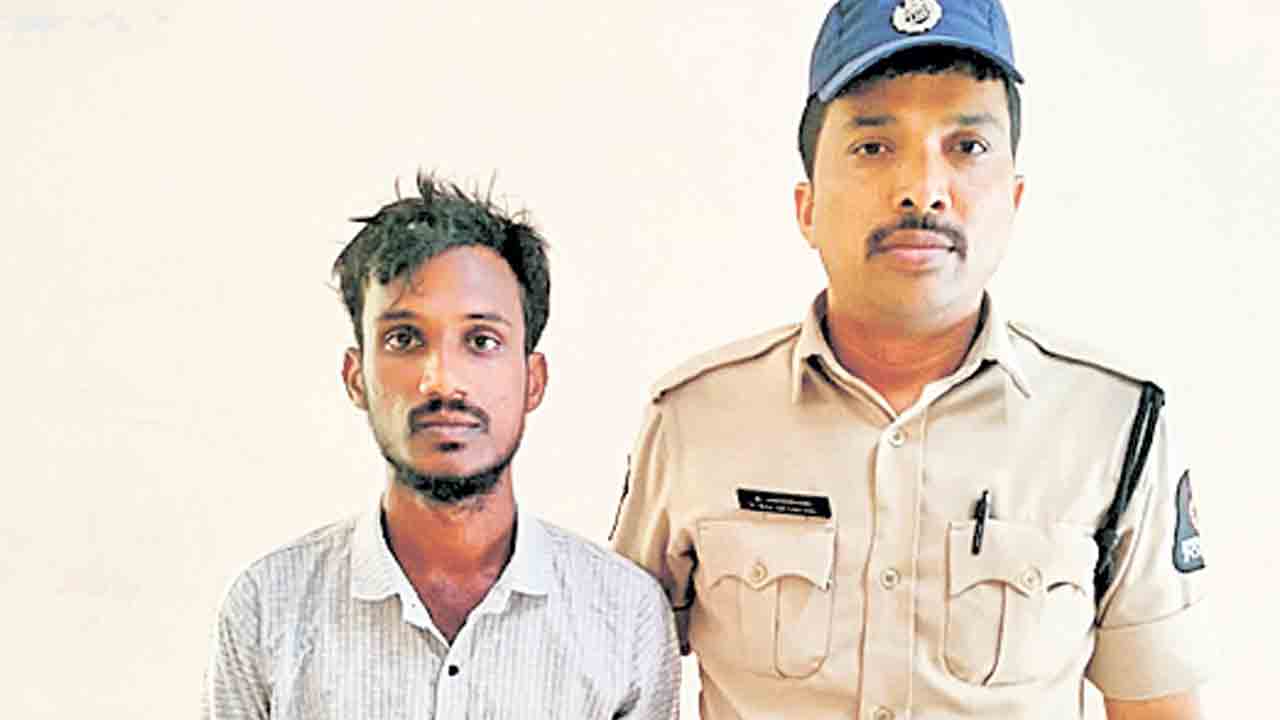 అసభ్యంగా ప్రవర్తించిన యువకుడికి జైలు
