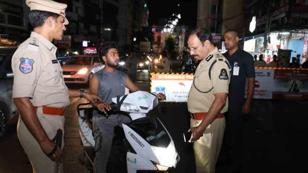 సెకండ్‌హ్యాండ్‌ వాహనాలపై పోలీసుల