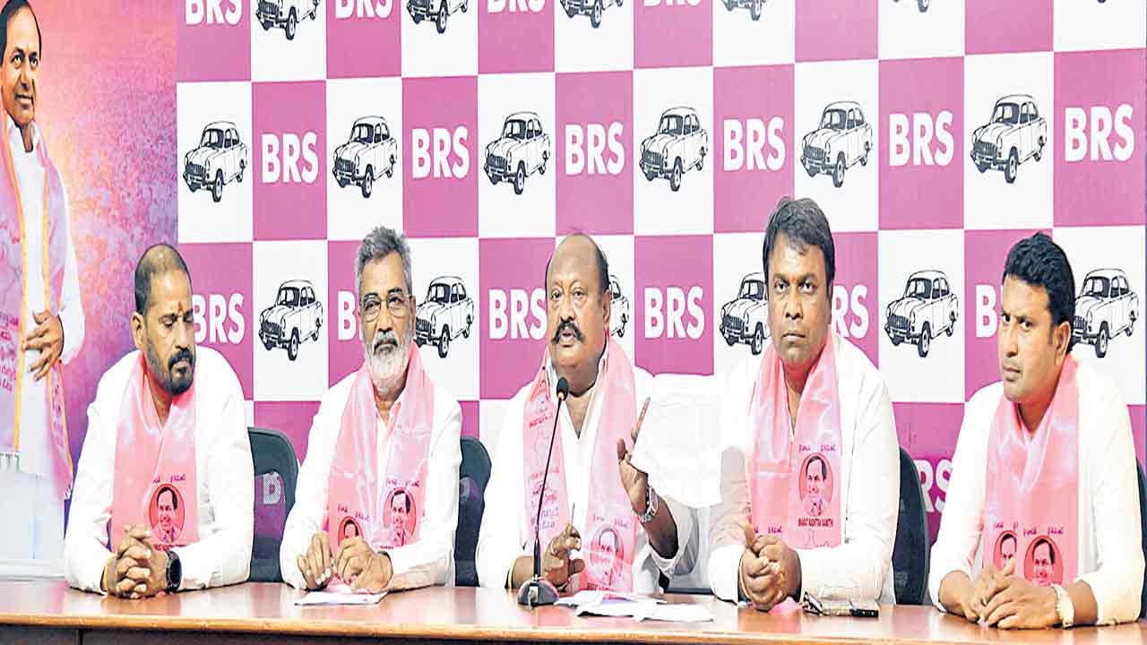 సర్కార్‌ తీరుతో సింగరేణి దివాలా