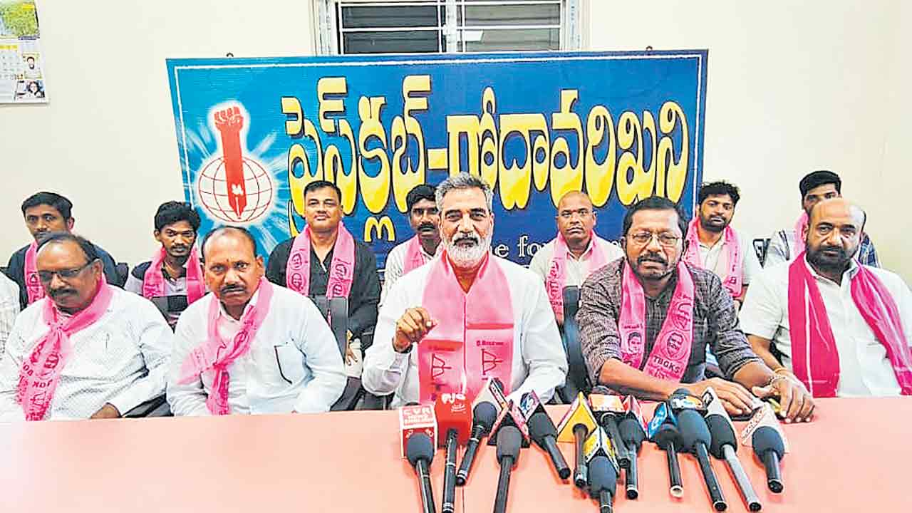 భట్టి పర్యటనతో సింగరేణి డబ్బు వృథా : మిర్యాల రాజిరెడ్డి