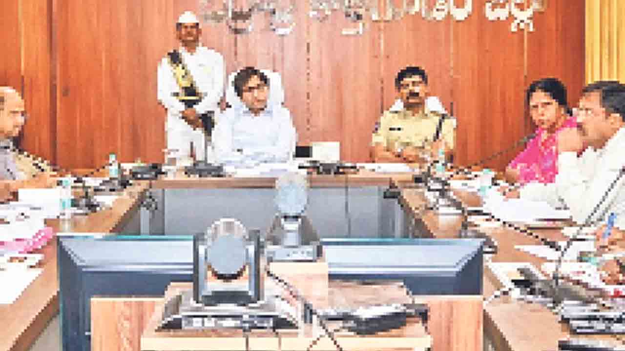 ‘నీట్‌’ ఏర్పాట్లు పకడ్బందీగా ఉండాలి