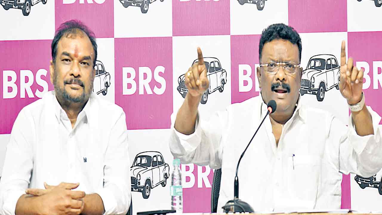 కేసీఆర్‌తో చర్చా? నీకు ఆ నైతికత ఉన్నదా?