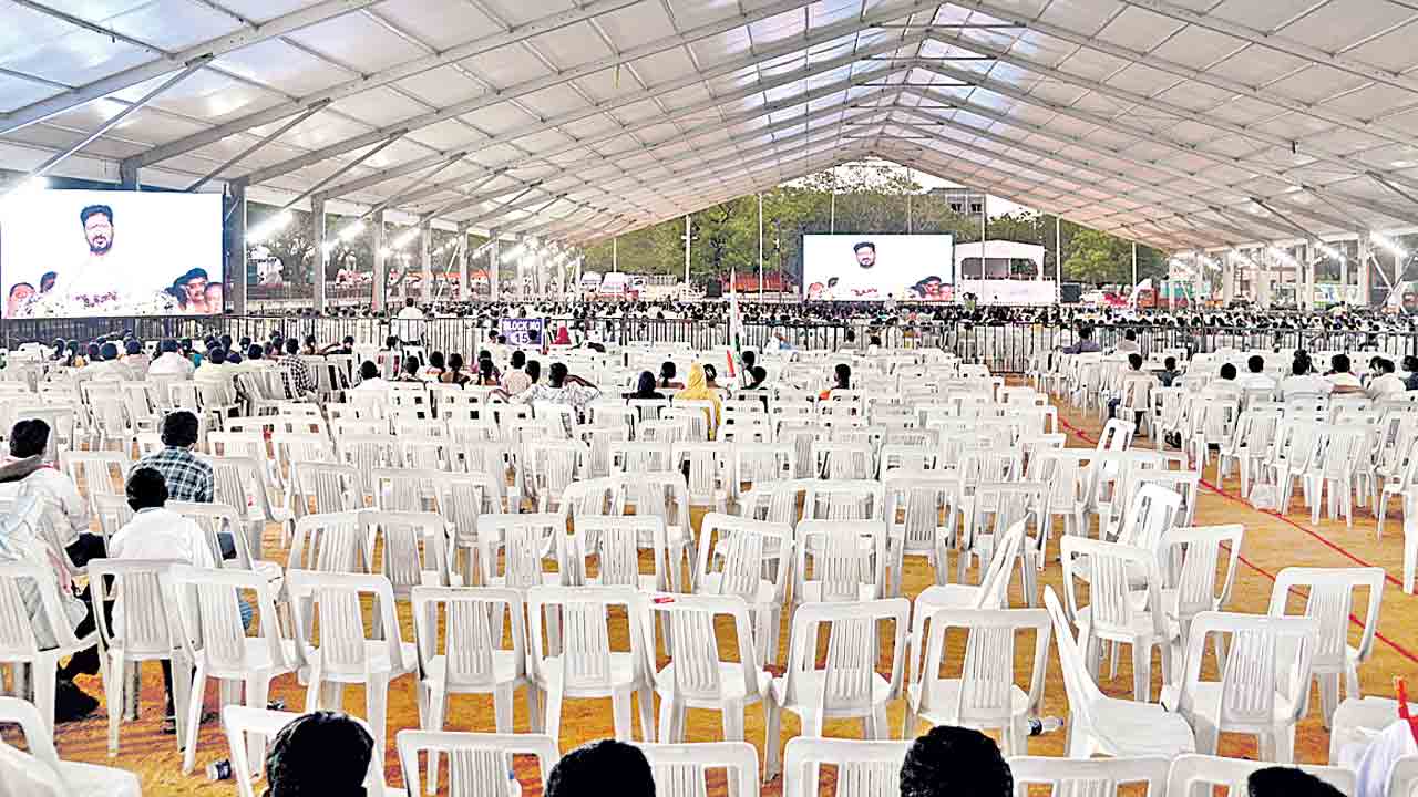 అడ్డుపడితే మూసీలో వేసి తొక్కుత
