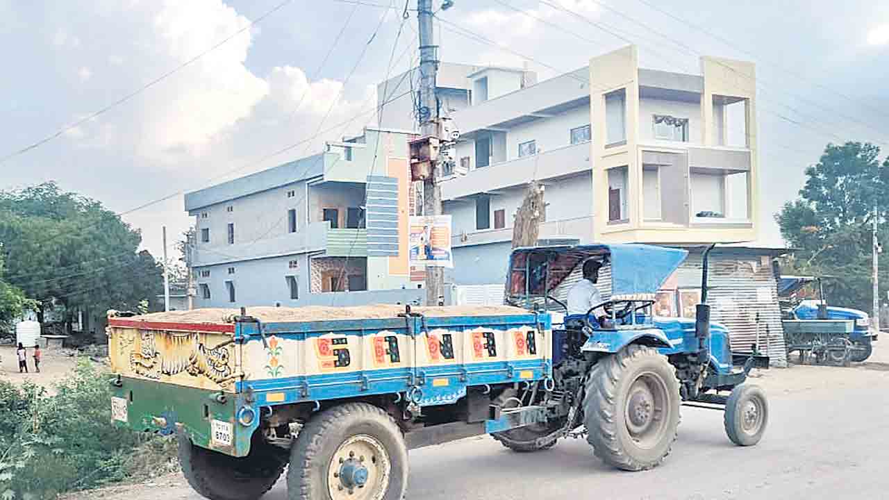 ‘ఇందిరమ్మ’కు -ఇసుక తిప్పలు!